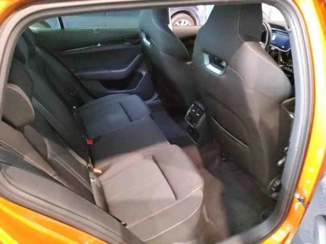 Skoda Octavia 2.0 TDI Combi Sportline