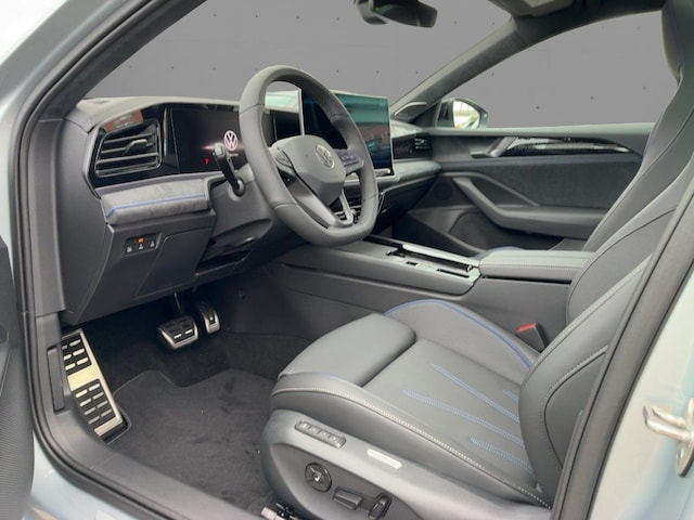 Volkswagen Passat R-Line eHybrid