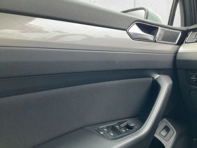 Volkswagen Passat 1.5 TSI Business