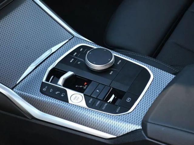 BMW 330 330e M-Sport Touring