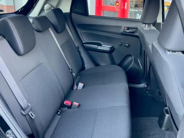 Suzuki Swift Comfort DualJet Hybrid