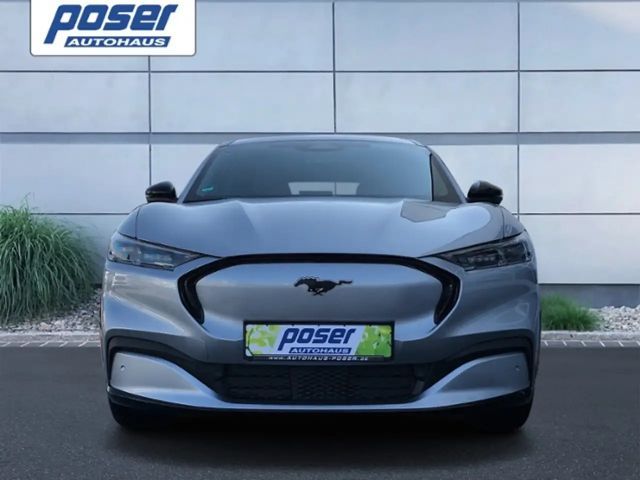 Ford Mustang Mach-E AWD