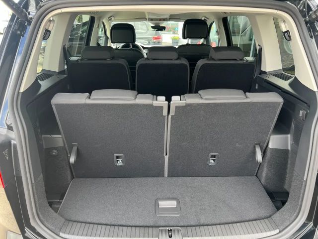 Volkswagen Touran DSG Life
