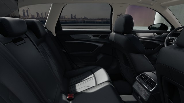 Audi A6 55 TFSI Avant Quattro S-Tronic Sport