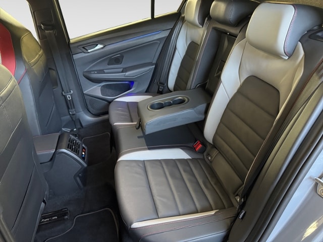 Volkswagen Golf 2.0 TSI DSG Golf VIII