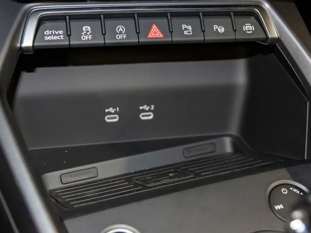 Audi A3 30 TFSI Sedan