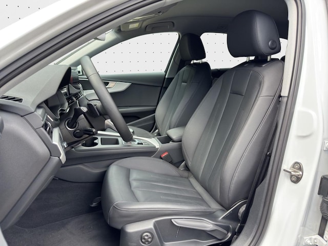 Audi A4 40 TFSI Avant S-Tronic