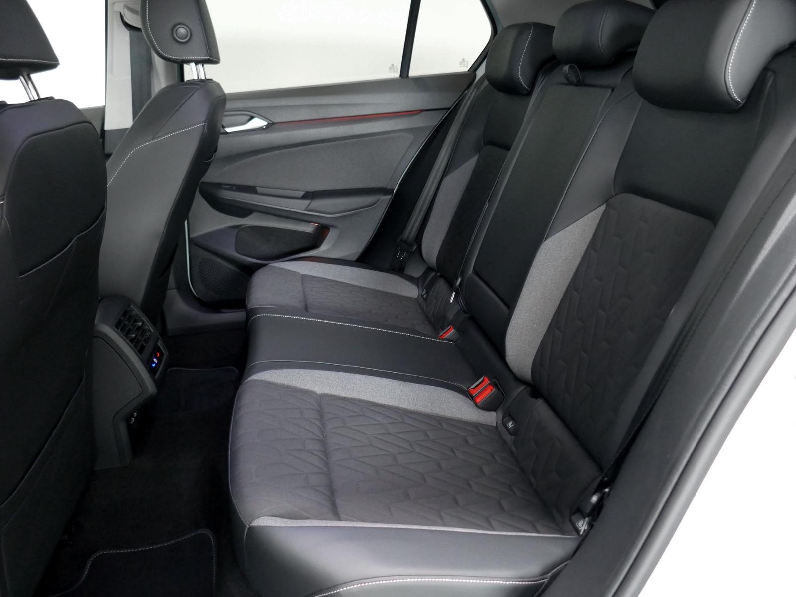 Volkswagen Golf 1.5 TSI Golf VIII