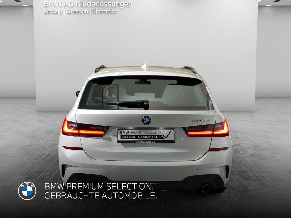 BMW 330 330e Touring