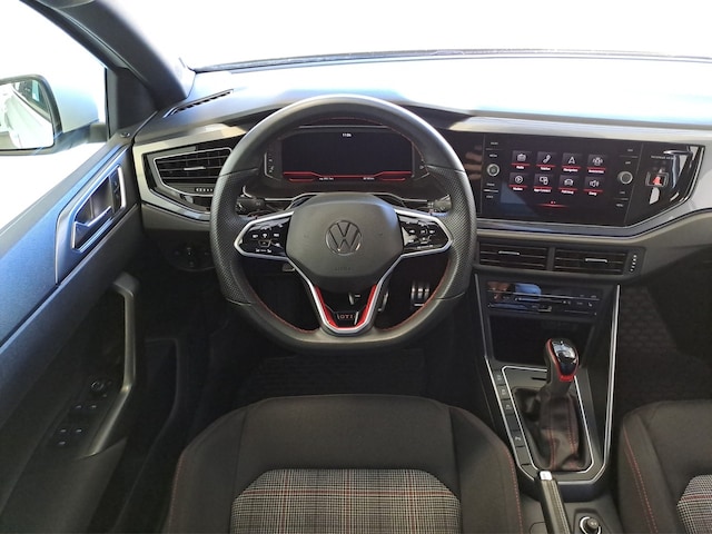 Volkswagen Polo 2.0 TSI DSG GTI