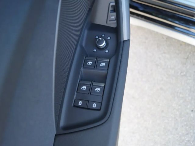 Audi A3 30 TDI Sedan