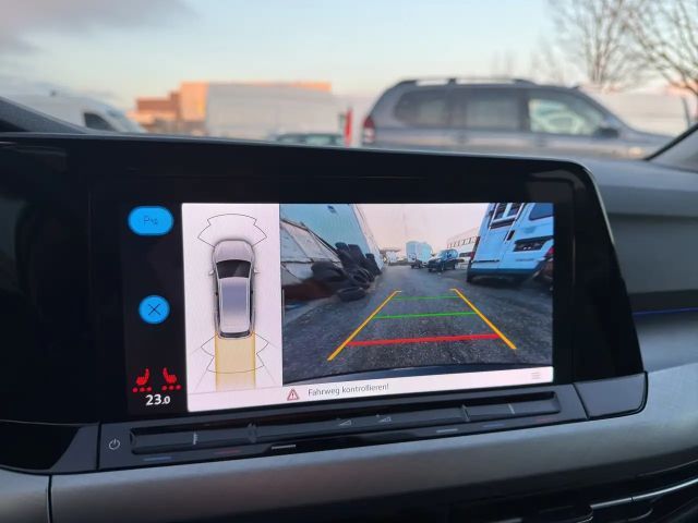 Volkswagen Golf DSG Life Variant