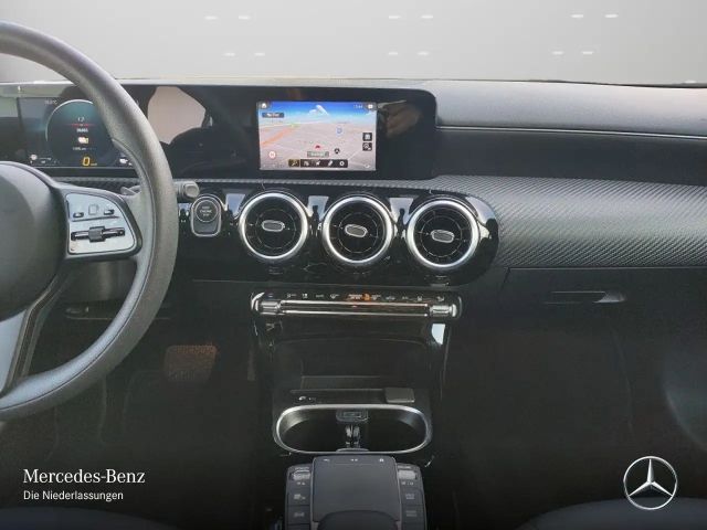 Mercedes-Benz A 250 A 250 e Style