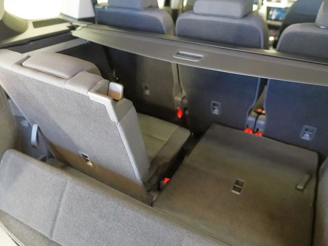 Volkswagen Touran 1.5 TSI DSG