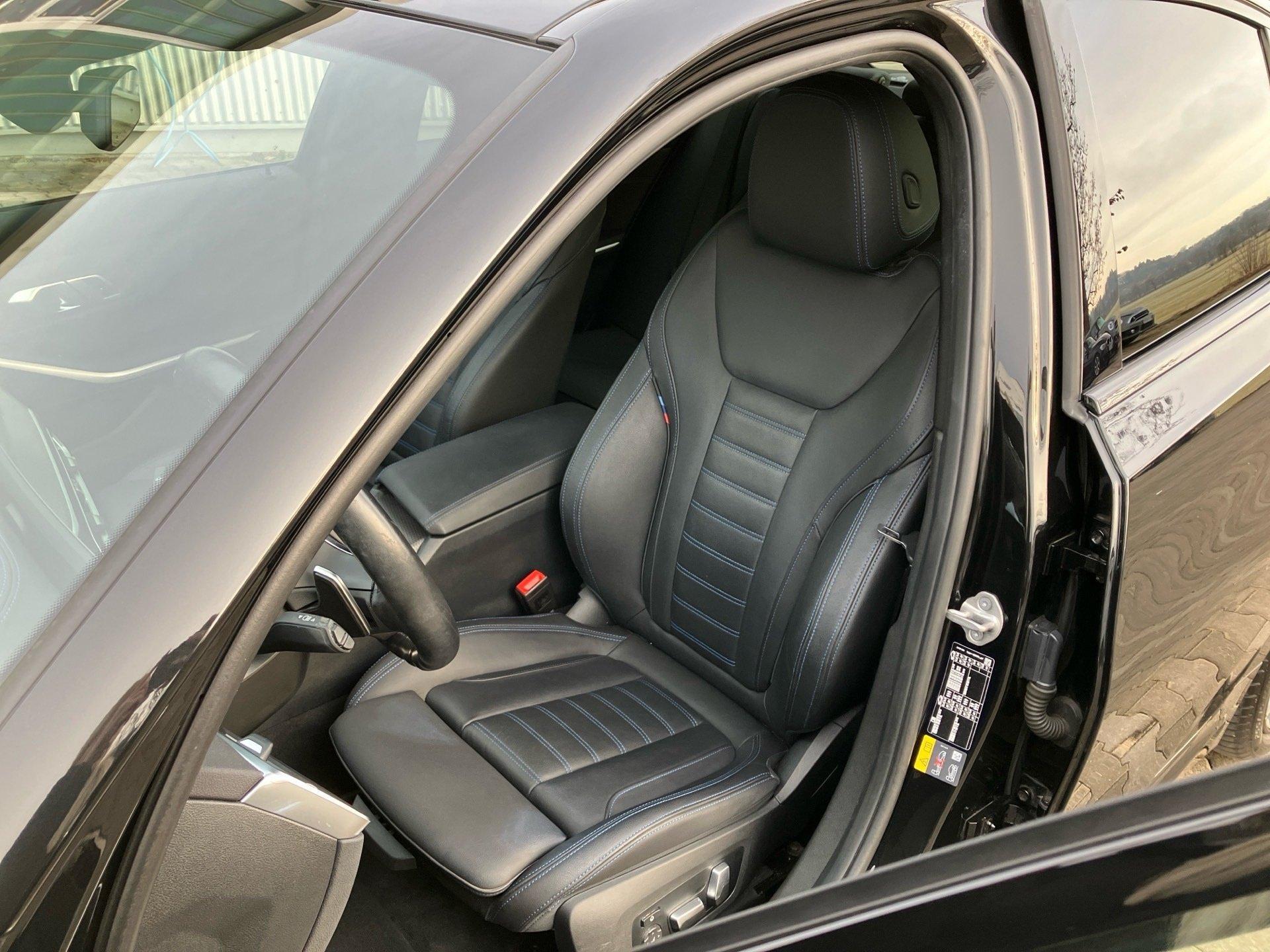 BMW 330 330e Sedan xDrive