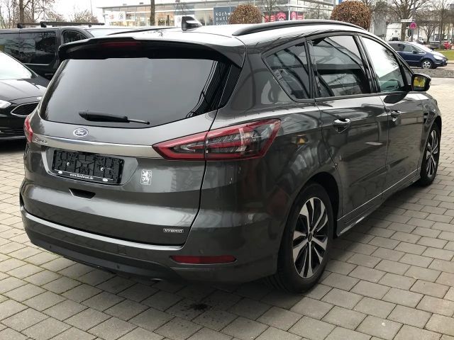 Ford S-Max ST Line
