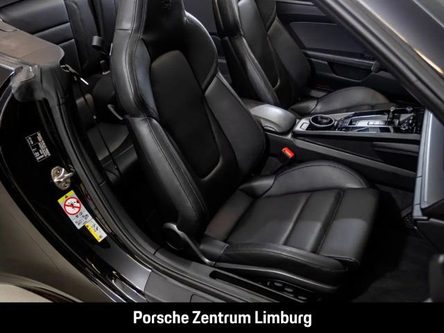 Porsche 992 4 Cabrio Carrera GTS