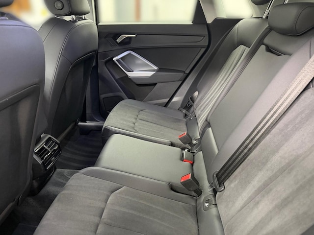 Audi Q3 35 TFSI S-Tronic