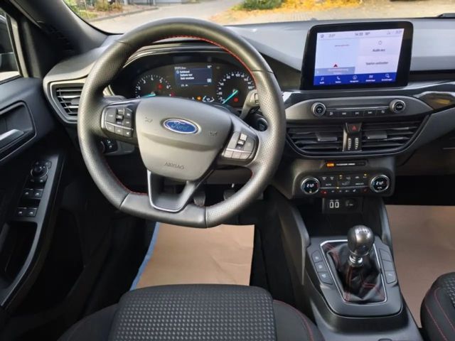 Ford Focus EcoBoost ST Line Wagon