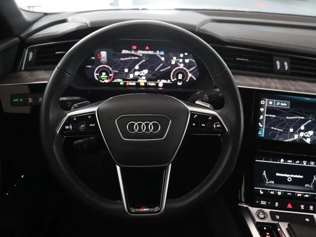 Audi e-tron 55 S-Line