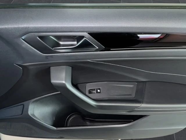 Volkswagen T-Roc 2.0 TDI IQ.Drive R-Line