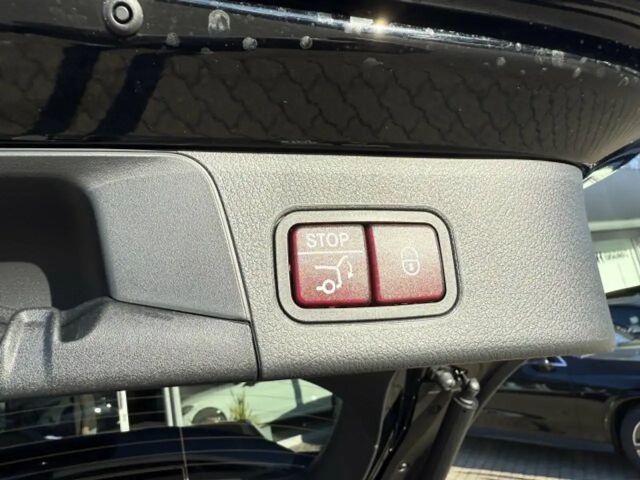 Mercedes-Benz B 200 Progressive Sedan