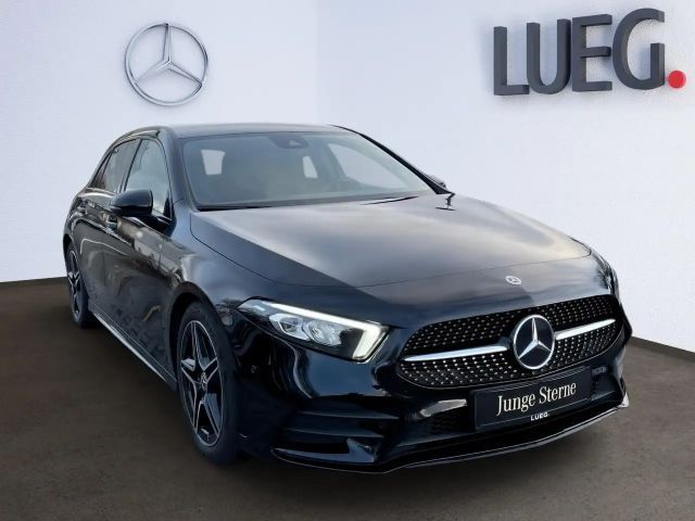 Mercedes-Benz A 180 AMG Line