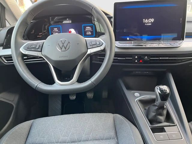 Volkswagen Golf 1.5 TSI Life Variant