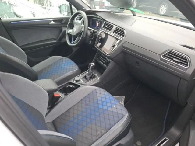 Volkswagen Tiguan R 4M Matrix/Nav/DCC/ACC/Assist/SHZ/20"