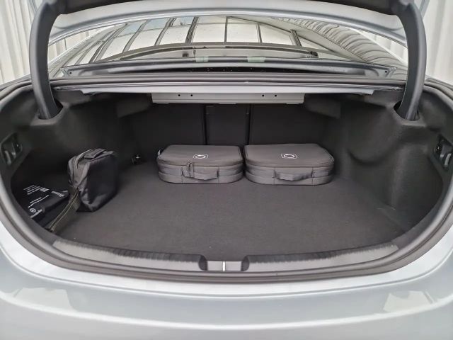 Mercedes-Benz C 300 Sedan