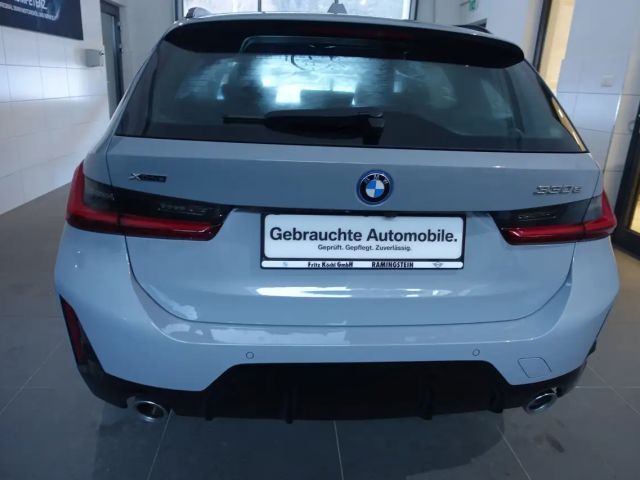 BMW 330 330e xDrive