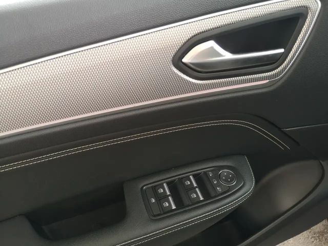 Renault Arkana EDC Hybrid Techno