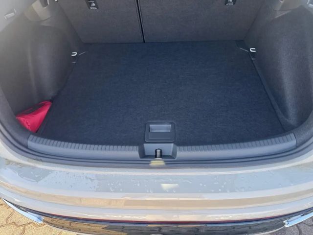 Volkswagen Taigo 1.5 TSI DSG R-Line