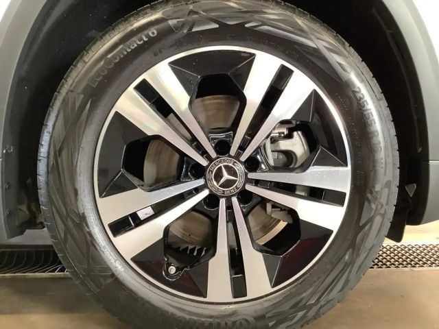 Mercedes-Benz GLA 220 4MATIC GLA 220 d