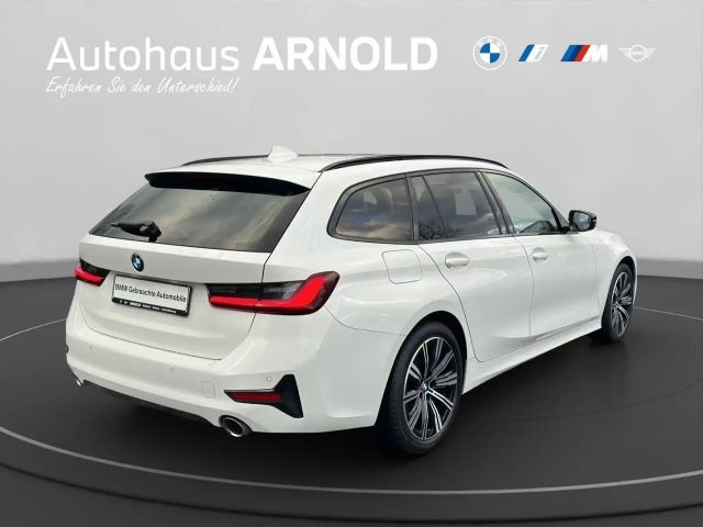 BMW 320 320d Sport Line Touring xDrive