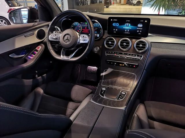 Mercedes-Benz GLC 300 4MATIC AMG Line