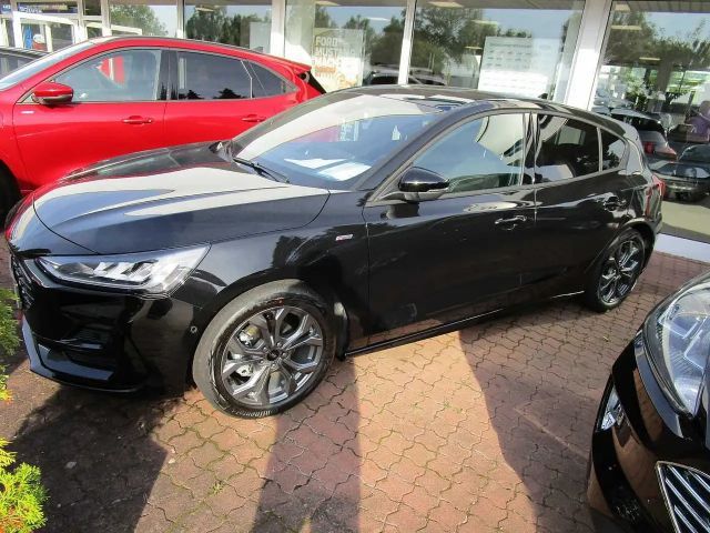 Ford Focus EcoBoost ST Line