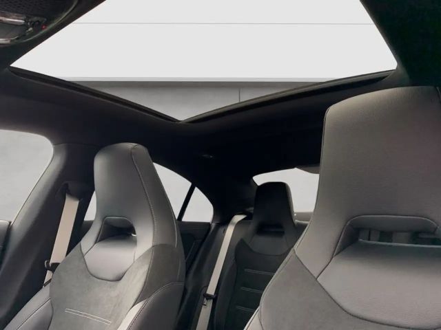 Mercedes-Benz CLA 180 Coupé