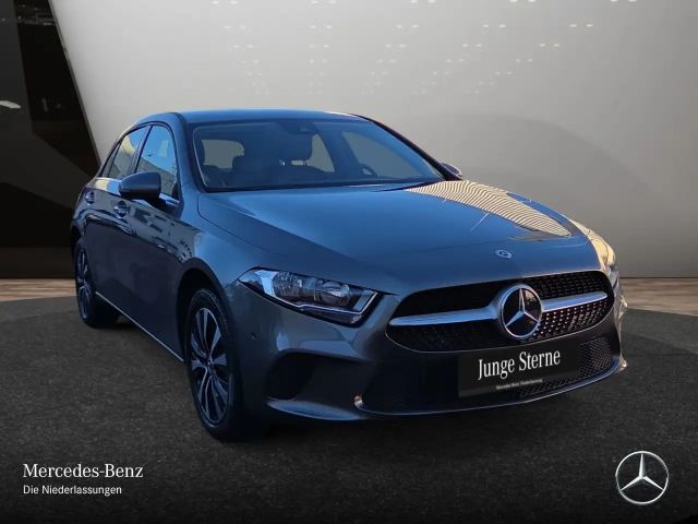 Mercedes-Benz A 250 A 250 e Style