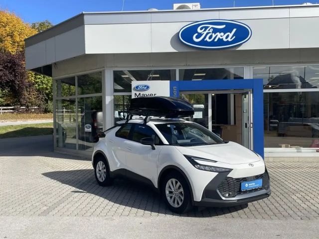 Toyota C-HR Active Hybride