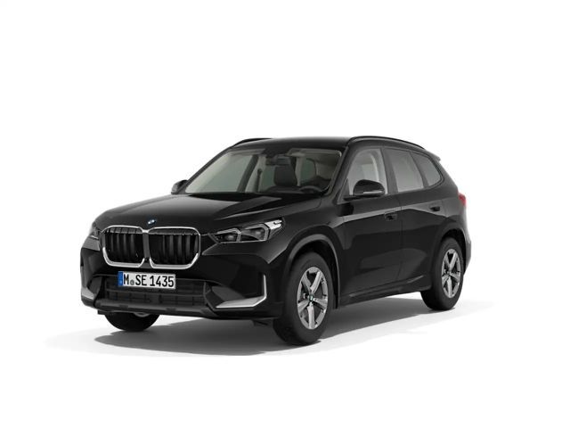 BMW X1 sDrive20iA 17''LC PROF HuD LED AHK ACC 360°PARKEN