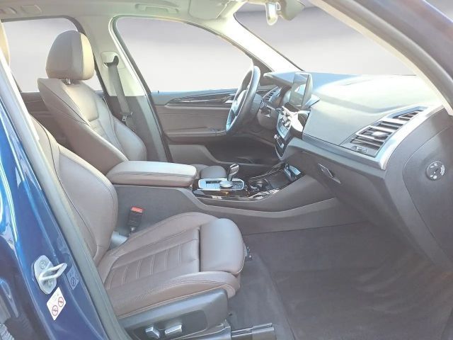 BMW X3 xDrive30e