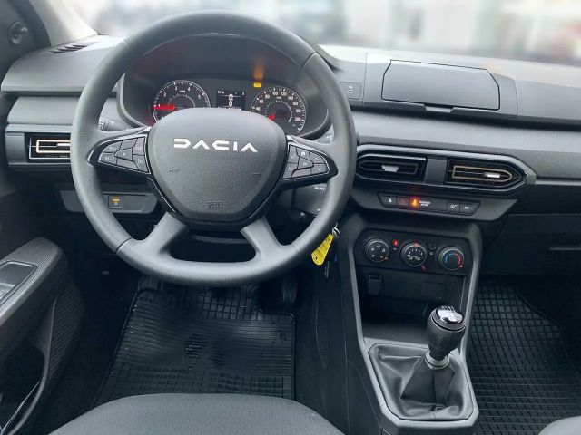 Dacia Sandero Essential Stepway TCe 90