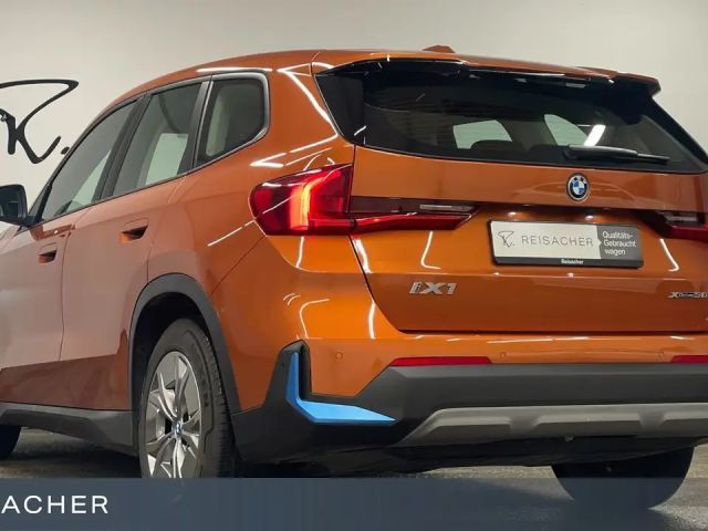 BMW iX1 xDrive30