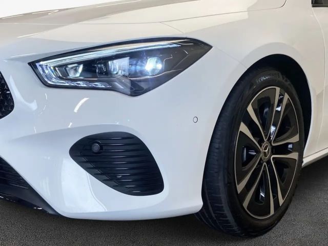 Mercedes-Benz CLA 200 CLA