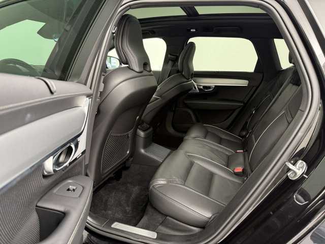 Volvo V90 AWD Dark Plus Recharge T6