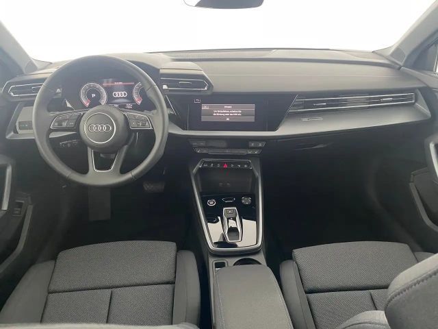 Audi A3 30 TFSI Sedan