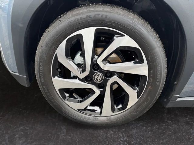 Toyota Aygo X Bi-Tone Hatchback Team D