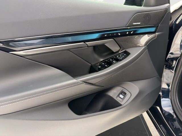 BMW 520 520d M-Sport Sedan