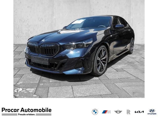 BMW 520 520d M-Sport Sedan